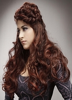 fryzury długie włosy, modne uczesanie dla kobiet  165